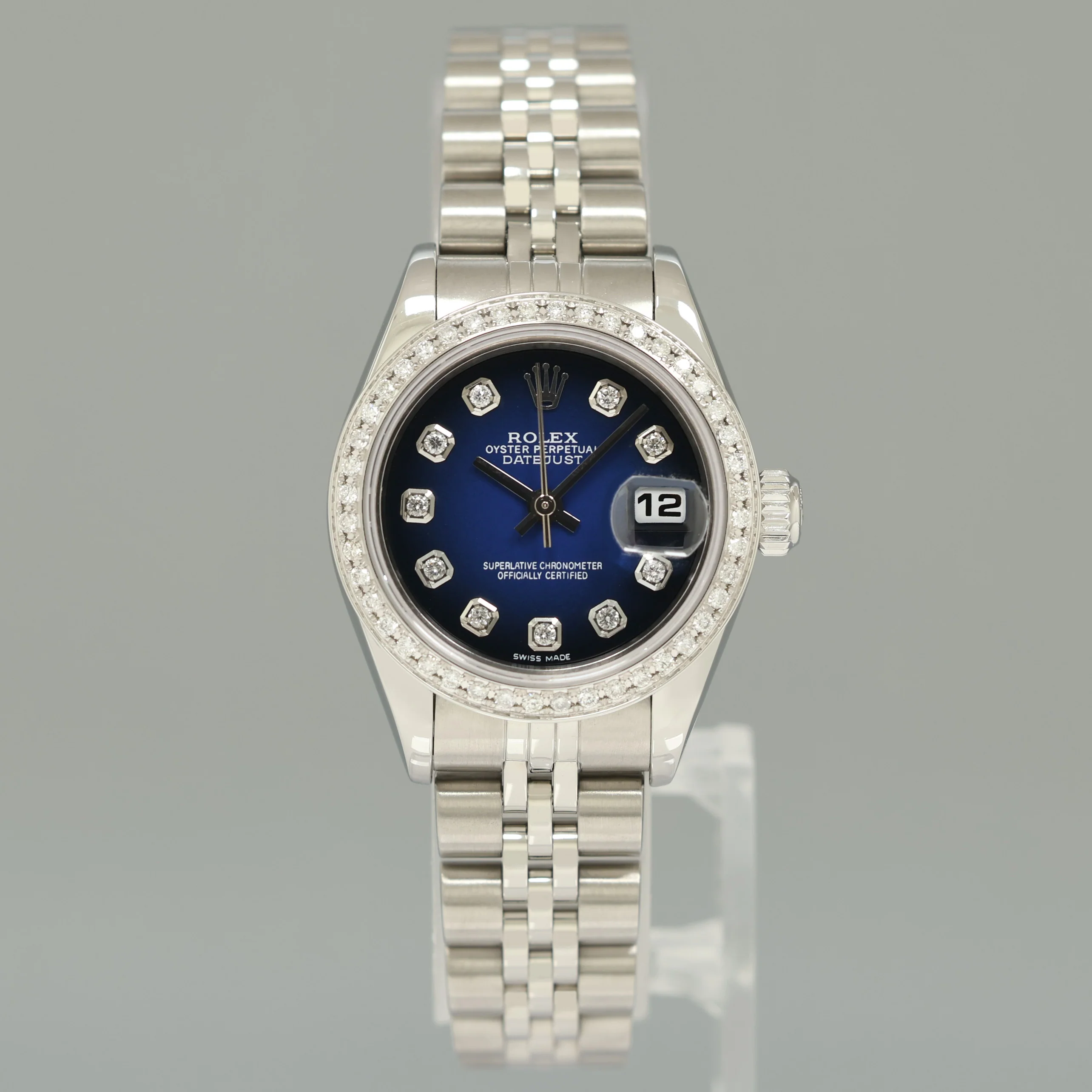 MINT Ladies Rolex 79174 DateJust 26mm Silver Blue Vignette Diamond Bezel Jubilee Watch Box - Image 2