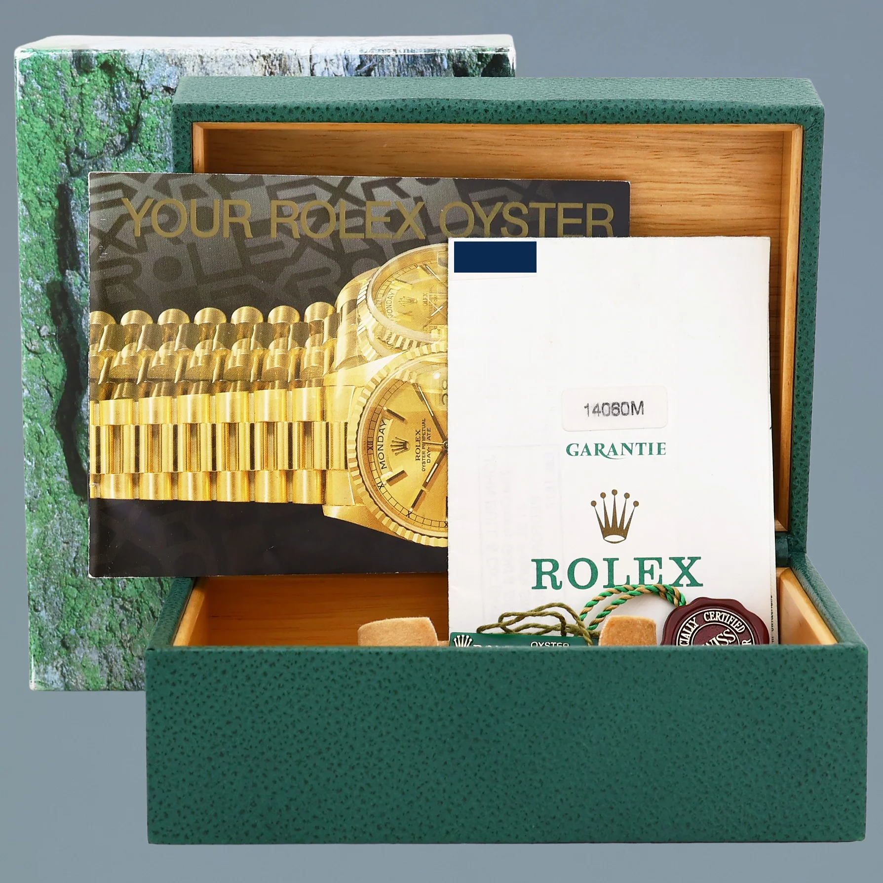 PAPERS 2001 MINT Rolex Submariner No-Date 2 Line Dial 14060M Steel Black Watch Box - Image 7