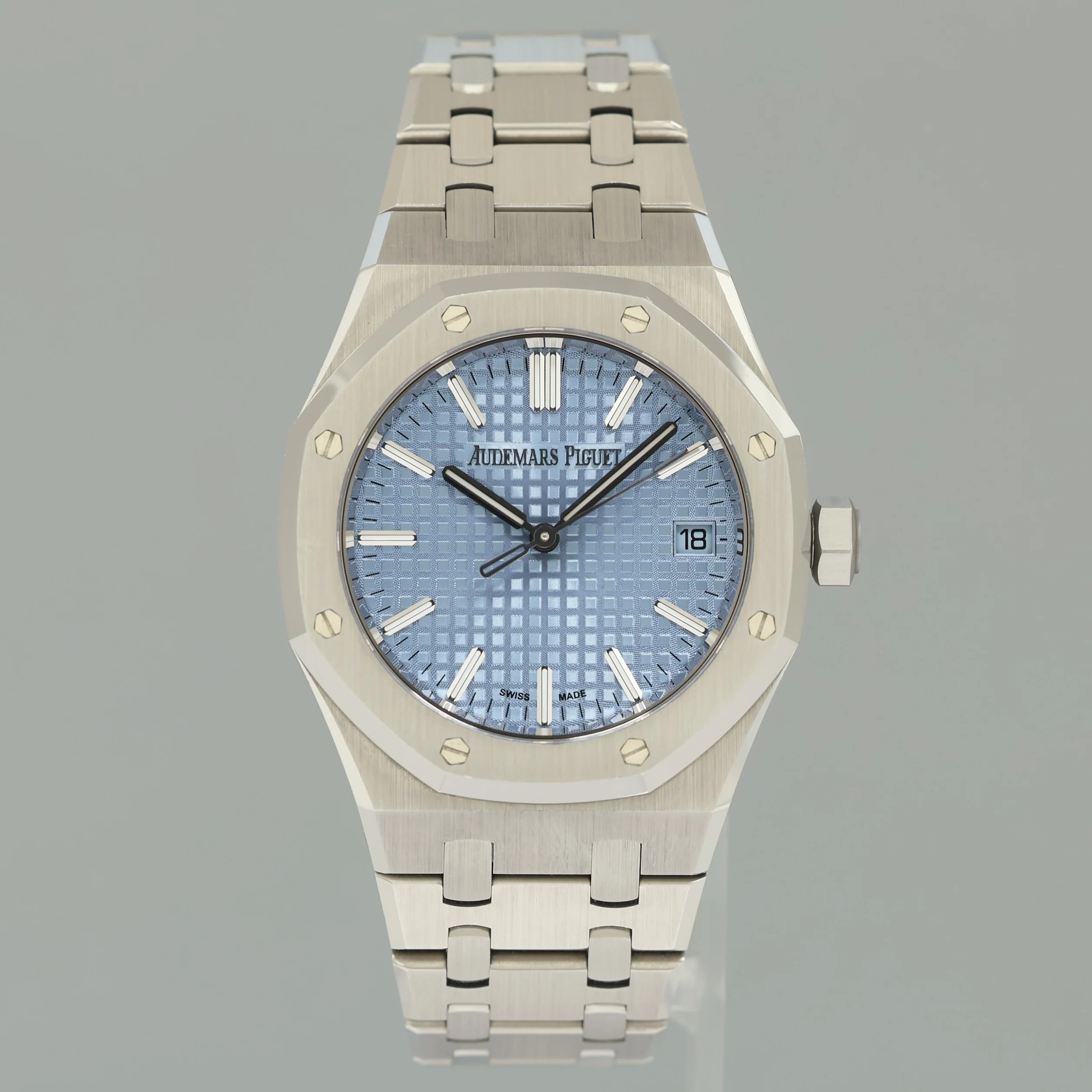 2026 Papers Audemars Piguet Royal Oak Steel 15550ST.OO.1356ST.08 Tiffany Blue Watch - Image 3